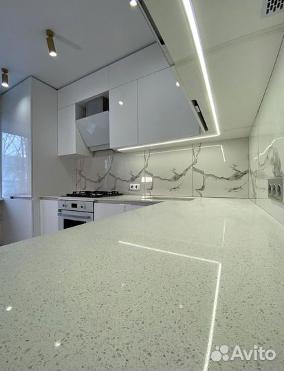 Кухонный гарнитур под заказ. Звоните