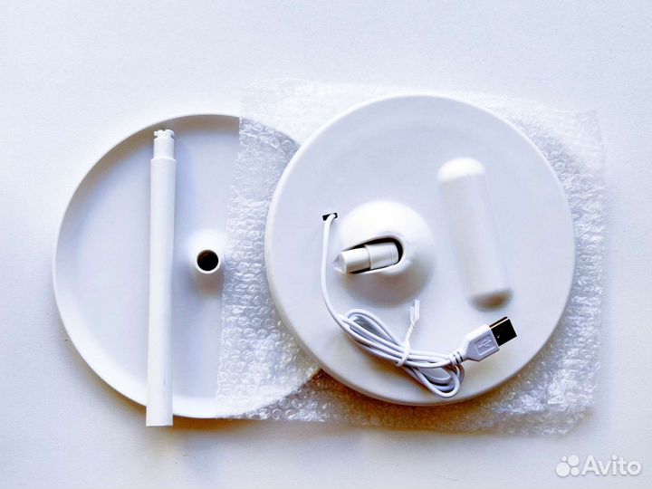 Косметическое зеркало с подсветкой