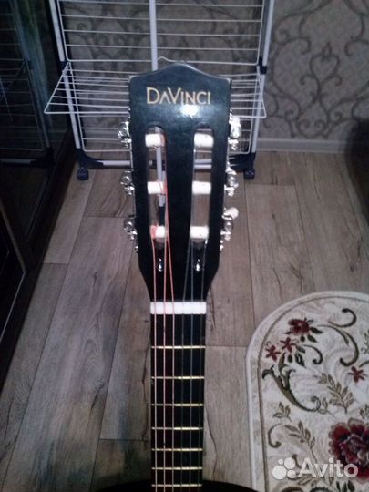 Акустическая гитара