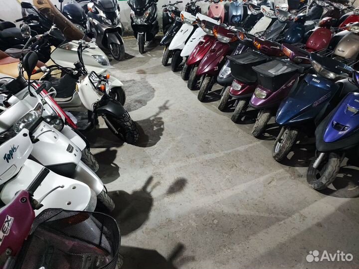 Скутер с двигателем 49 куб из Японии с Гарантией