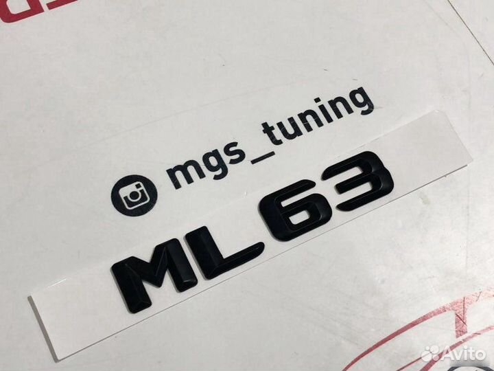 Шильдик ML63 Black на Mercedes ML-Class