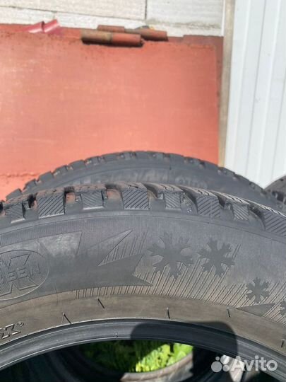 Michelin Latitude X-Ice North 3 215/60 R17 100T