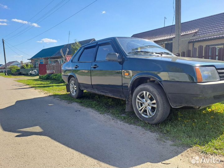 ВАЗ 21099 1.5 МТ, 2001, 282 252 км