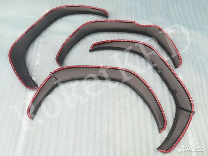 Уширители колесный арок Hilux с 15 г в Наличии