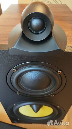 Полочная акустика