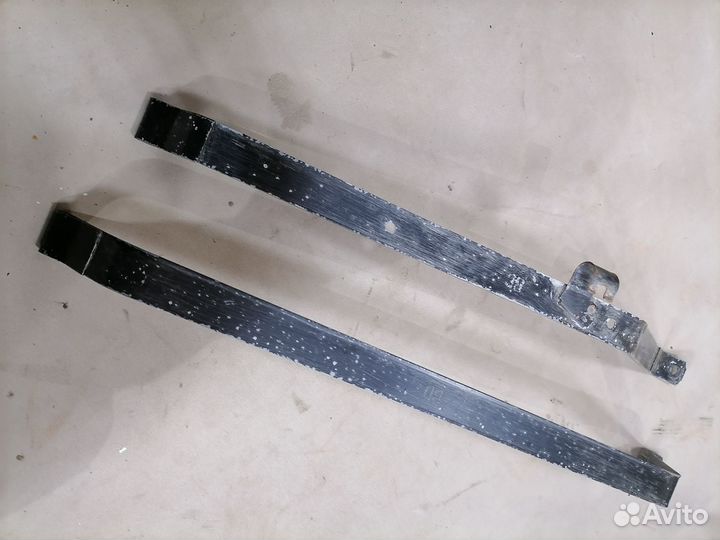 Ленты крепления топливного бака Opel Vectra A 1994