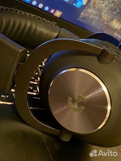 Игровые наушники logitech g pro x