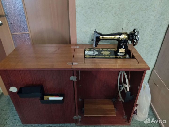 Швейная машинка