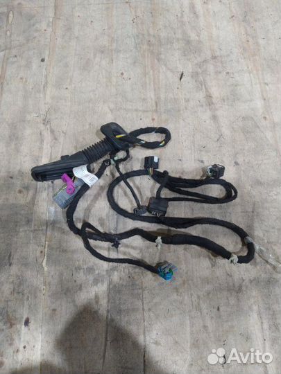 Проводка двери передняя правая Chevrolet Cruze