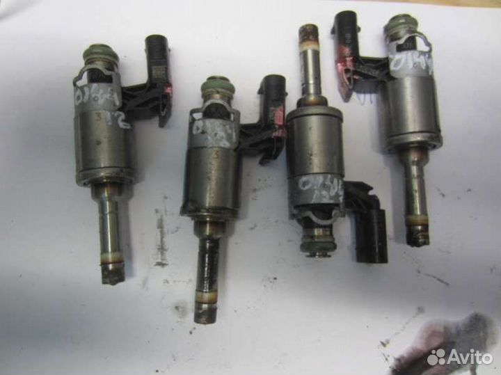 Форсунка 04E133036A Volkswagen Polo 5 1.4 Бензин