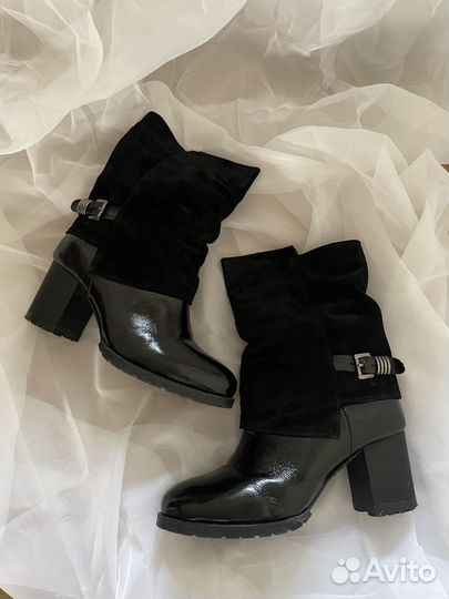 Зимние женские сапоги 38