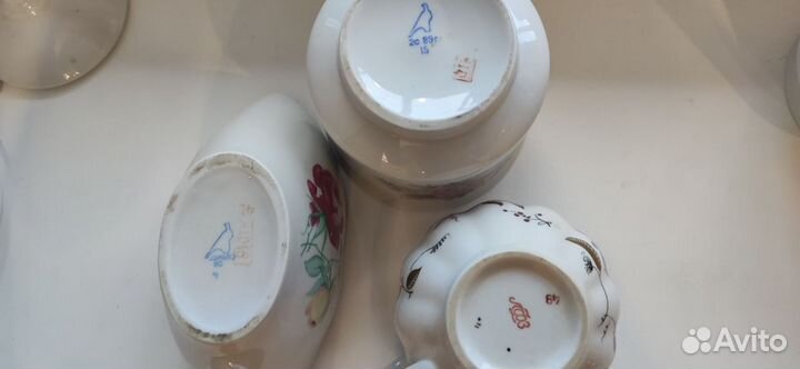 Сахарница и 2 молочника