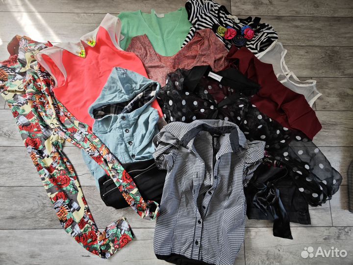 Женские вещи пакетом 40 42 (29 единиц)