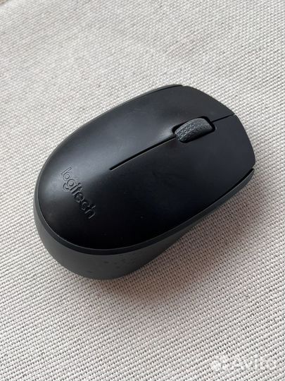 Беспроводная компьютерная мышь logitech