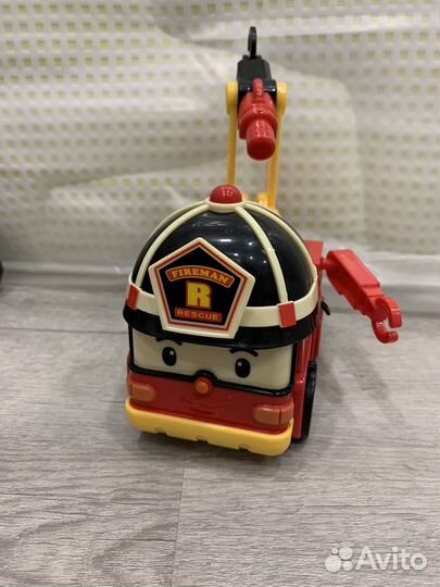 Поли робокар рой