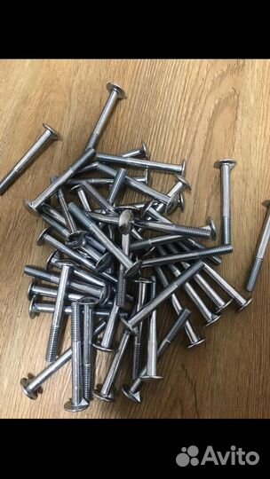 Винт мебельный