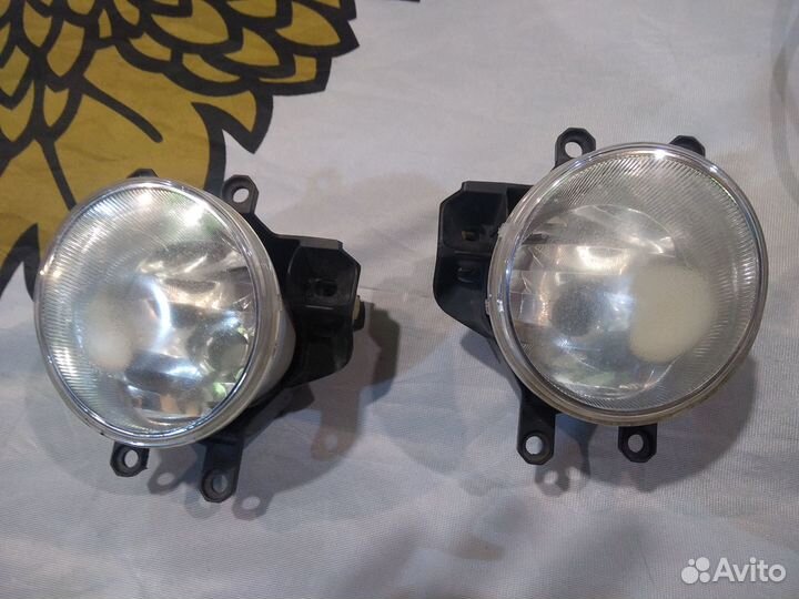 Продам фары с тойоты Хайлендер