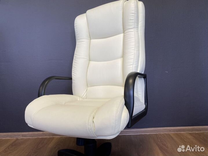 Компьютерное кресло с доставкой на дом