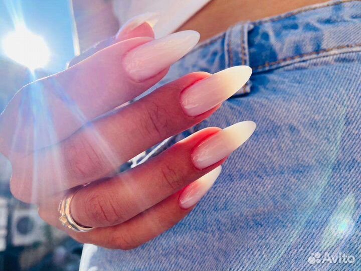 Наращивание ногтей, маникюр, педикюр