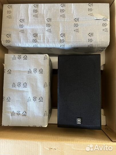 Акустические колонки yamaha