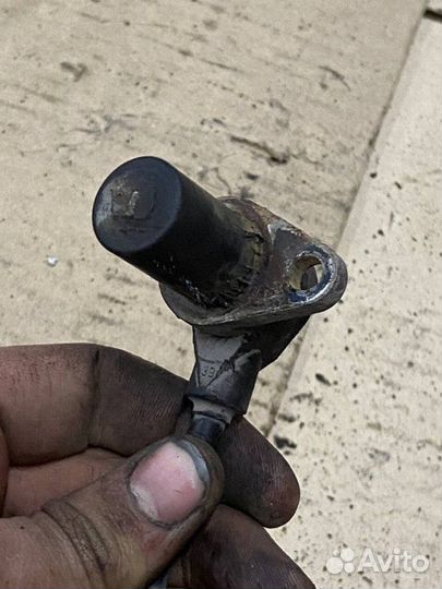 Датчик ABS задний левый Mercedes-Benz E-Class W210