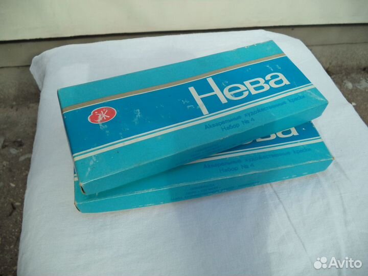 Краски акварельные Нева N4