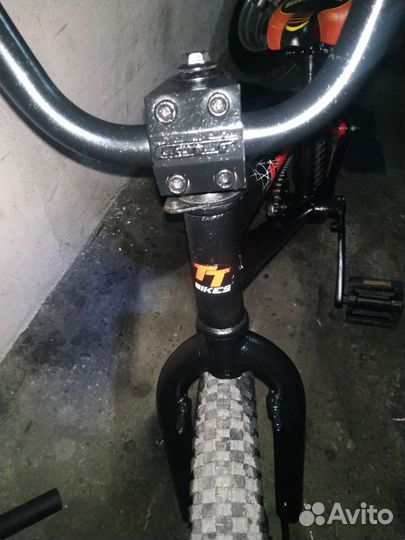 Трюковой велосипед bmx