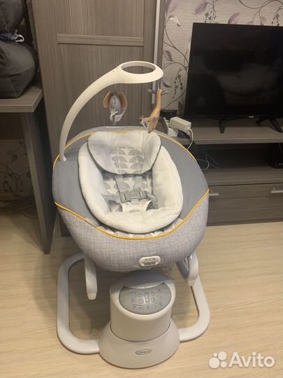 Укачивающий центр graco