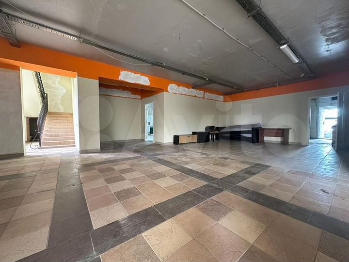 1-я линия, 250 м², трафик, Чуйкова