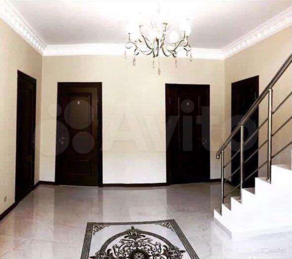 Гостиница, 600 м²