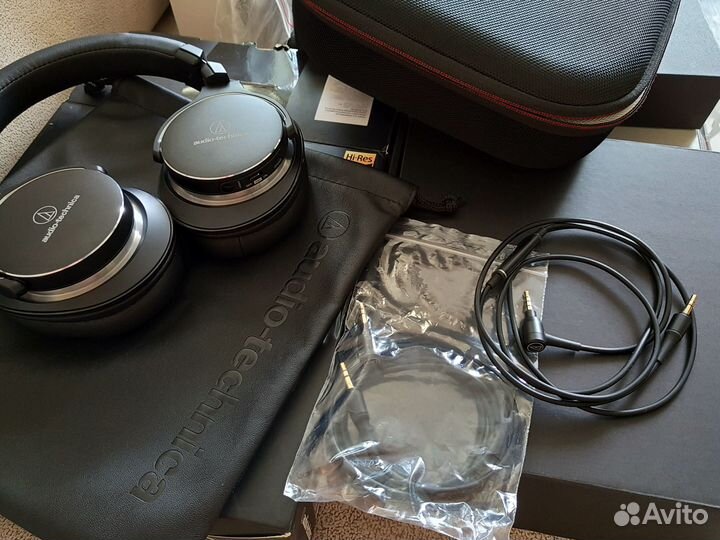 Наушники полноразмерные Audio-technica msr7nc