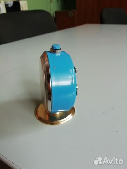 Часы будильник слава