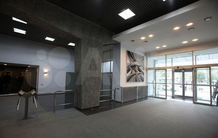 Сдам офисное помещение, 281 м²