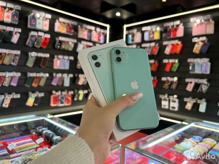 iPhone 11, 64 ГБ