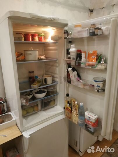 Холодильник indesit c138g