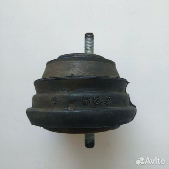 Подушка двигателя BMW 5 E39 M52/M54