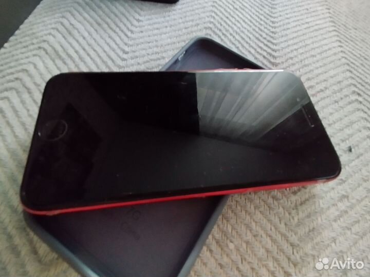 iPhone 8, 64 ГБ