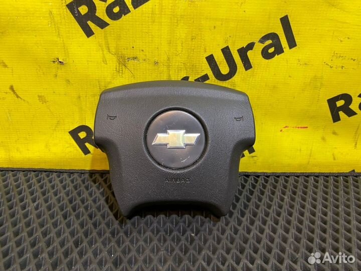 Подушка безопасности в руль Шевроле Треилблейзер