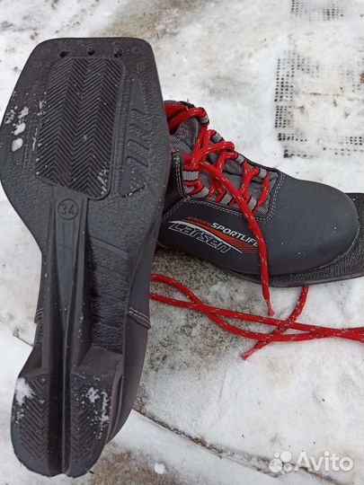 Лыжные ботинки