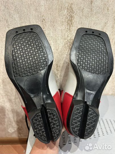 Лыжные ботинки fisher