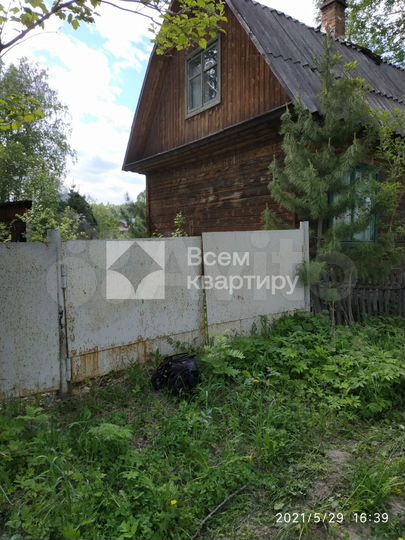 Дом 50 м² на участке 4 сот.