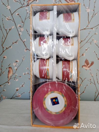 Чайный набор из 12 предметов(6 чашек и 6 блюдец)