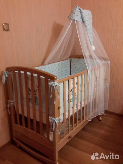 Детская кроватка фабрики Гандылян