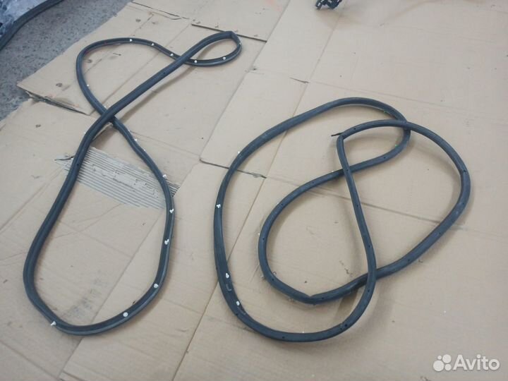 Уплотнитель двери передней левой ford mondeo 4