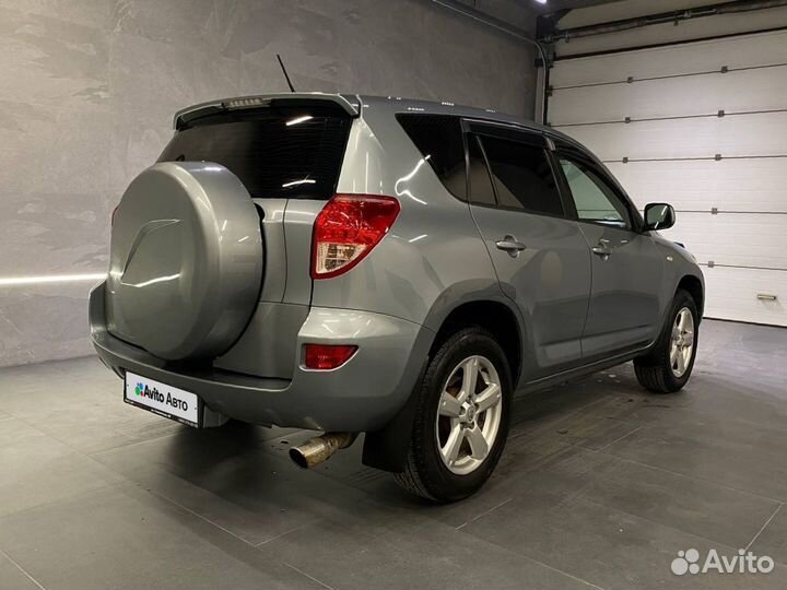 Toyota RAV4 2.0 AT, 2005, 224 186 км