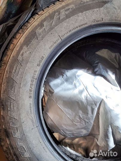 Bridgestone Dueler H/P Sport 215/65 R16 98H