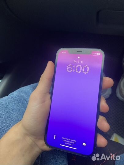 iPhone 12, 64 ГБ