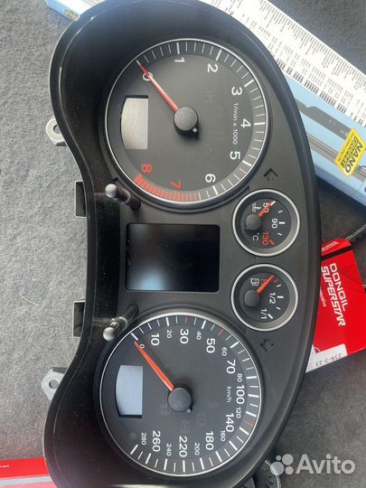 Приборная панель Audi 8P0920930P