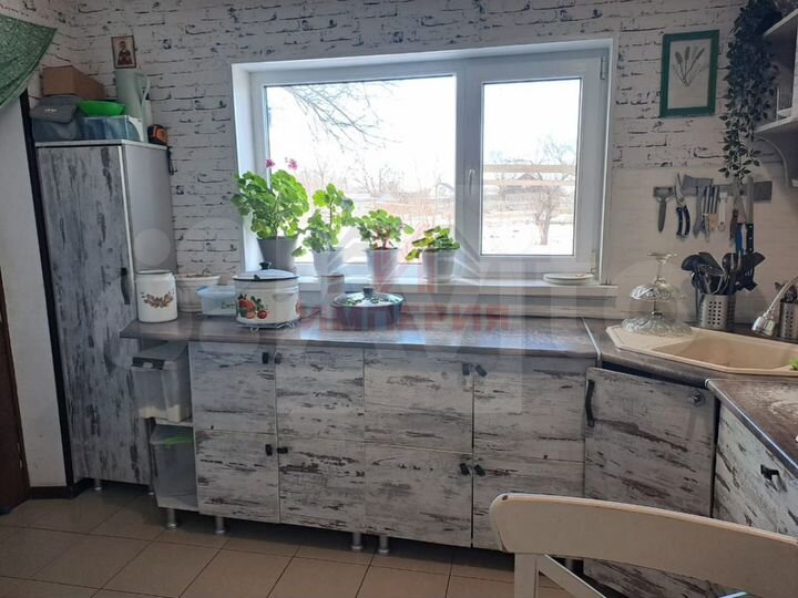 Дом 180 м² на участке 16 сот.