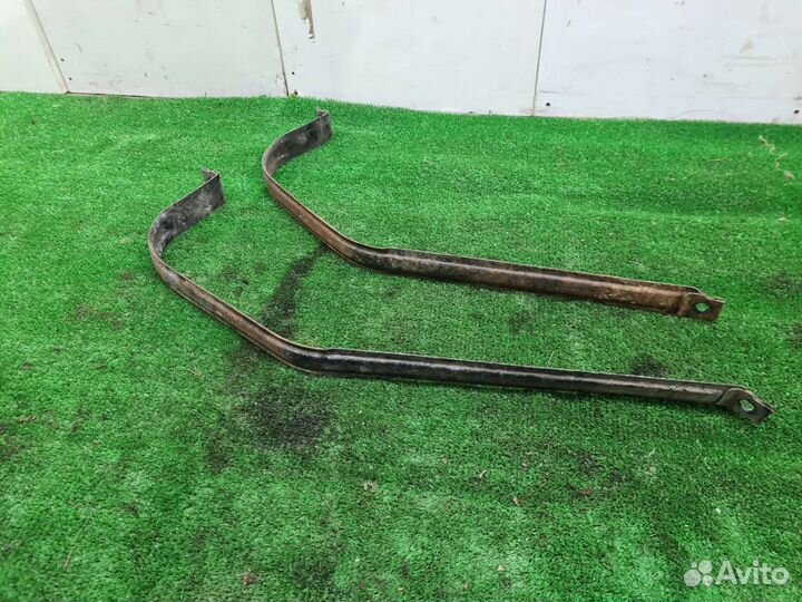 Лента крепления бензобака VW Polo 5 поло седан